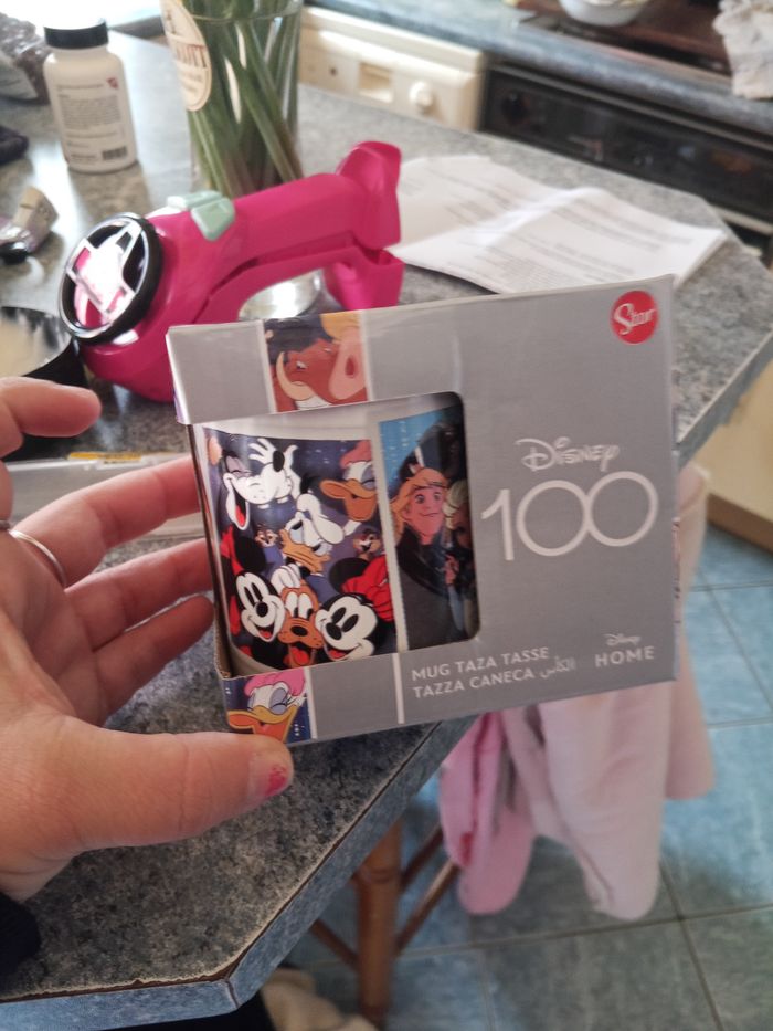 Mug Mickey et ses amis Disney 100 ans neuf
