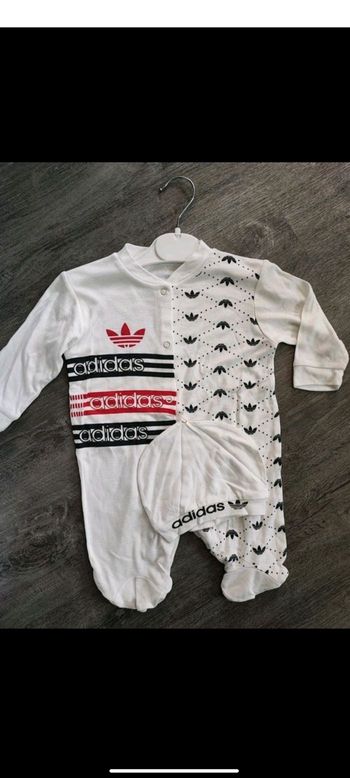 Pyjama bébé neuf