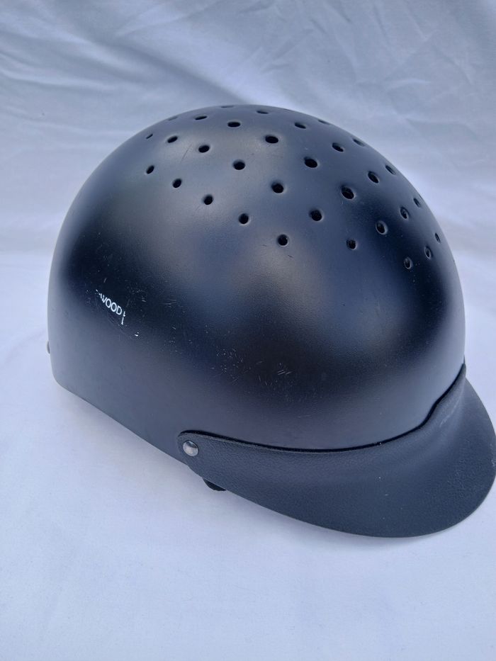 Bombe d'équitation - photo numéro 2