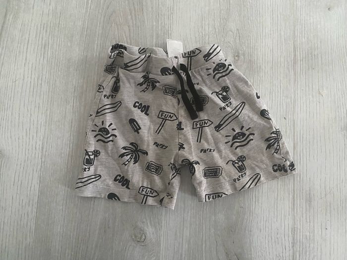 Short primark 12 mois