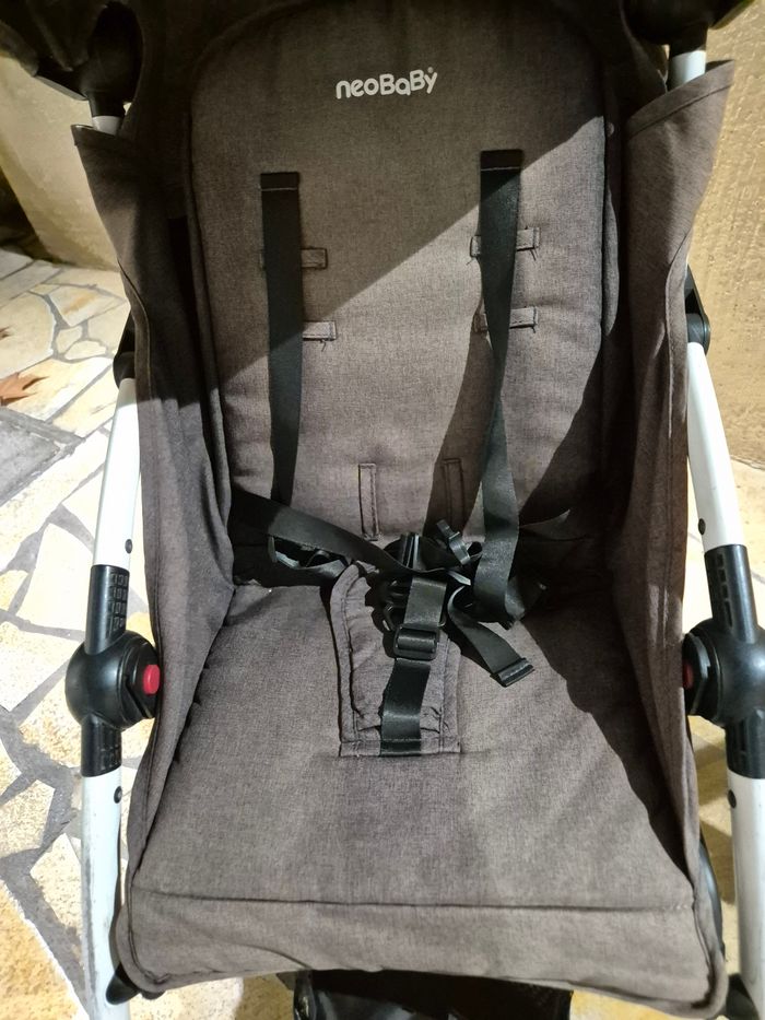 Poussette pliable petit format - photo numéro 3