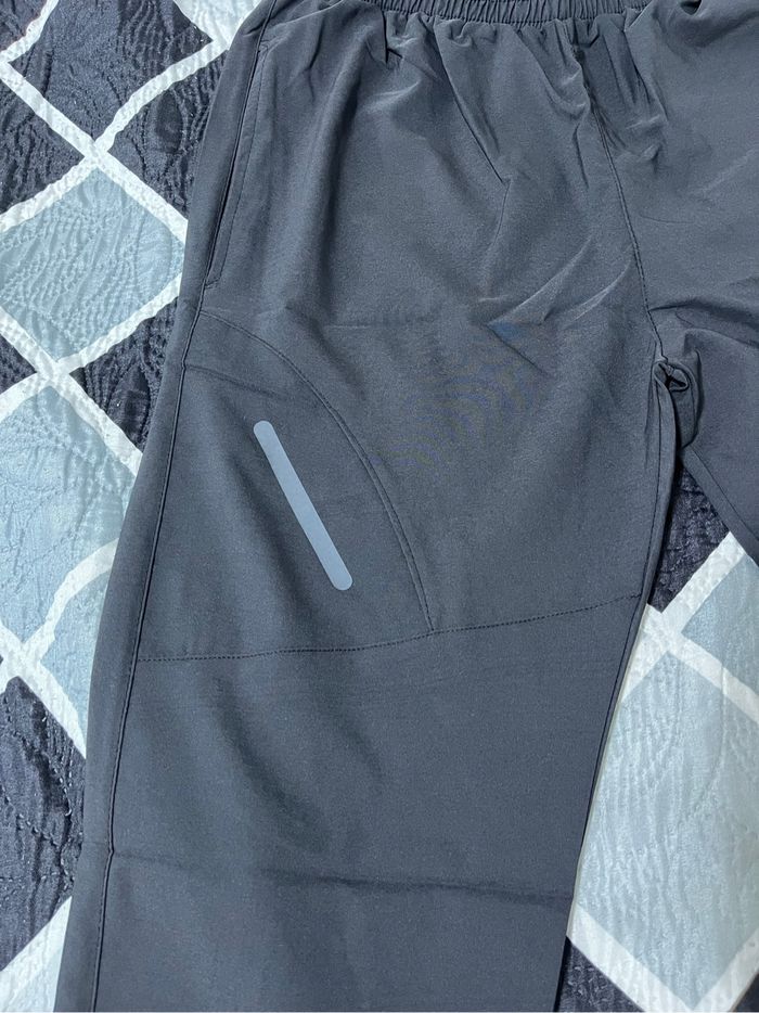 Ensemble Under Armour Neuf - photo numéro 8