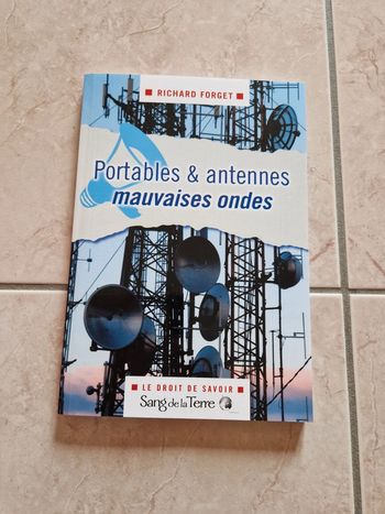 Livre portable antenne neuf