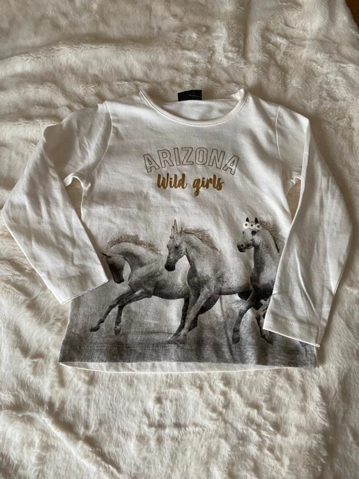 Tee shirt manche longue cheval