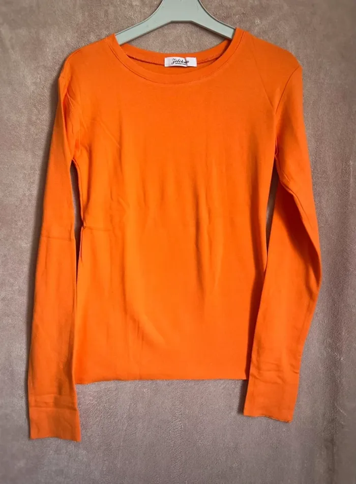 T-shirt TU (36,38) Neuf 🧡 - photo numéro 2