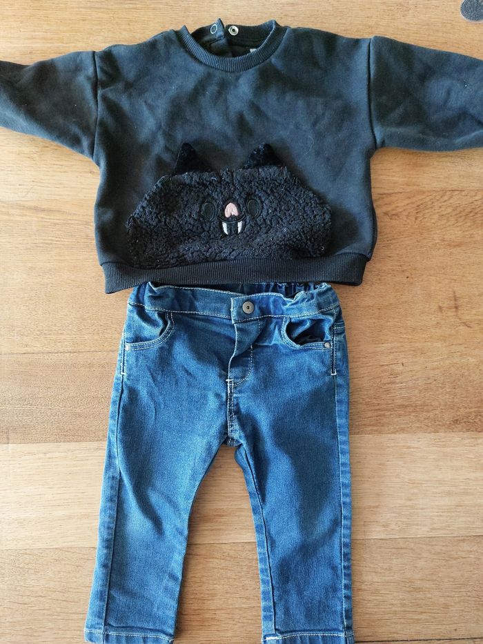 Pull et jean chauve-souris
