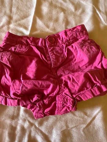 Baby gap short 18/24