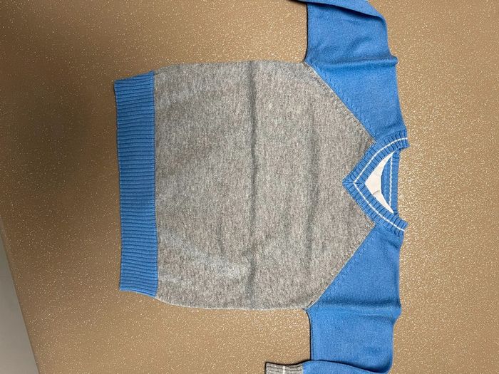 Lot pulls 18 mois - photo numéro 4