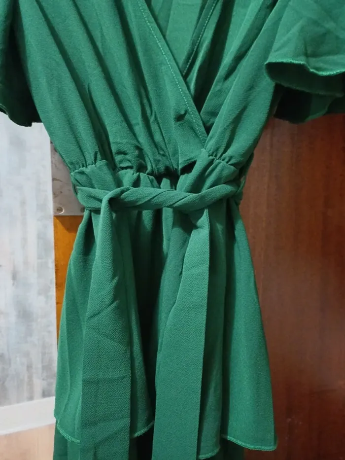 Robe verte - photo numéro 2