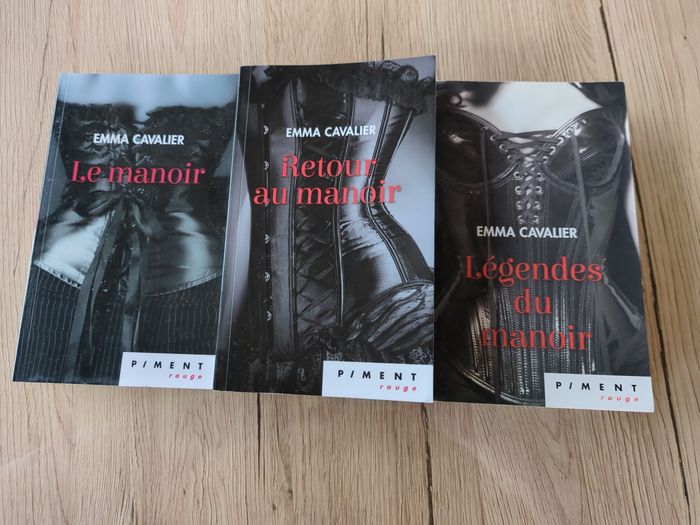 Trilogie Le manoir Emma Cavalier
