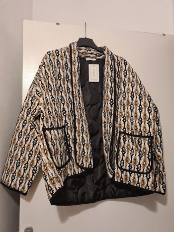 Veste matelassé camel et noir
