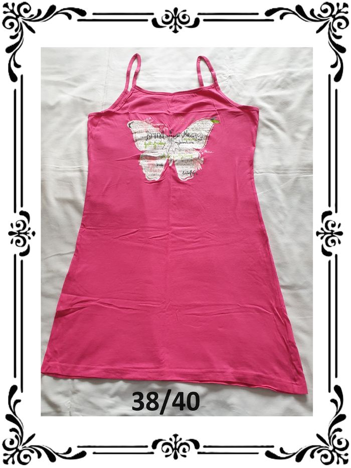 Chemise de nuit taille 38/40.