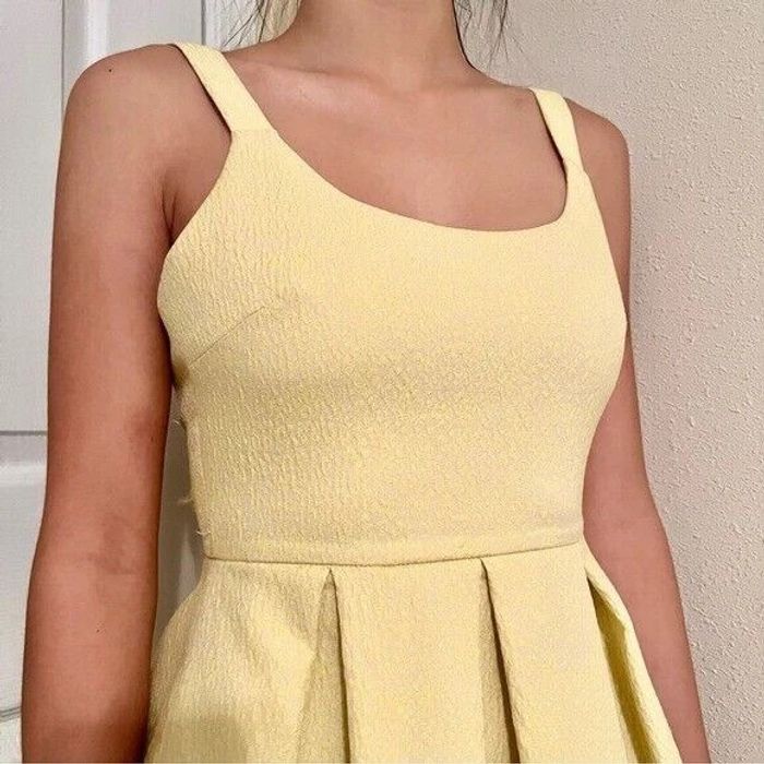 robe jaune - photo numéro 8