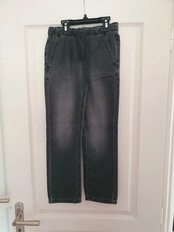 Pantalon neuf 8 ans
