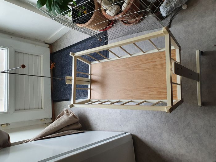 Ancienne bercelonnette lit pour poupée en bois vintage Années 90 - photo numéro 7