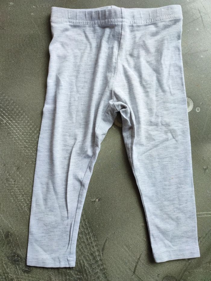 Lot de 2 leggings 18 mois - photo numéro 5