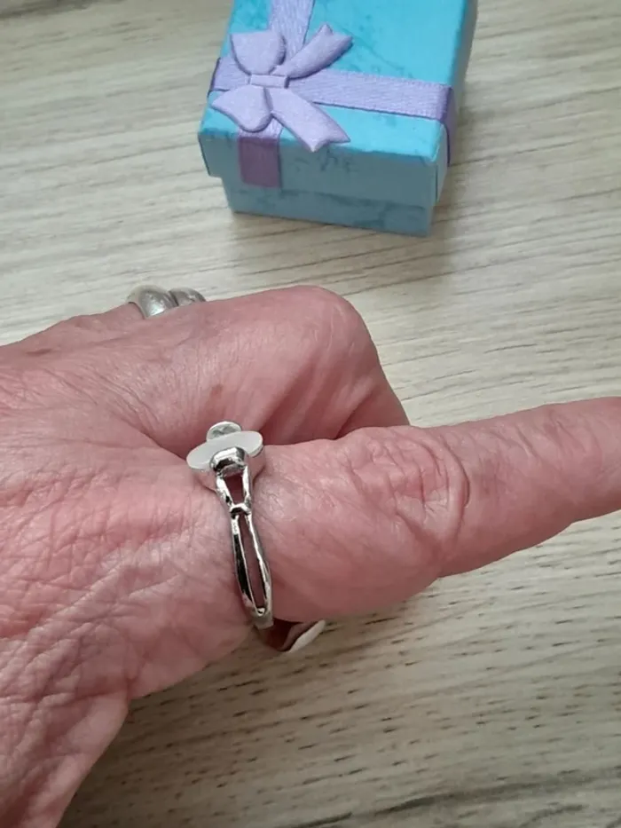 Bague avec Pierre de Lune portée par Bella dans Twilight - Taille 60 - US 10 - photo numéro 6