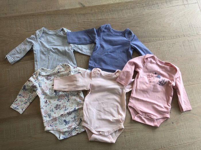 Lots de 5 bodies- bébé fille - 1 mois