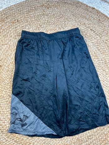 Short Under Armour Garçon Loose Gris/Noir Taille 16 Ans | Très Bon État | Sportwear Casual | BS169