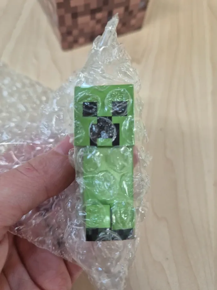 Petite figurine Minecraft FuRyu : Creeper - photo numéro 7