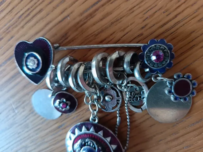 Broche - photo numéro 3