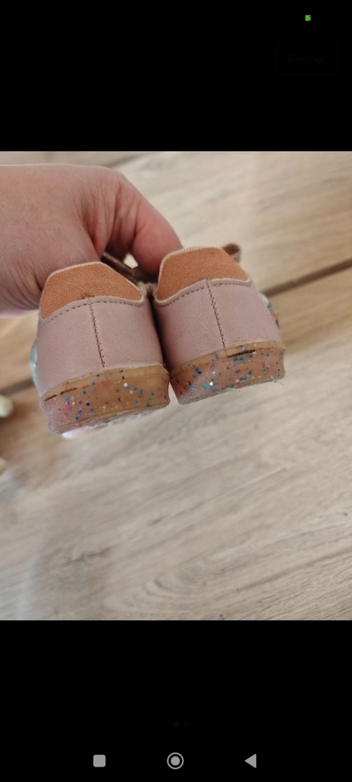 Chaussure bébé fille pointure 18 bon état - photo numéro 4