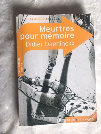 Meurtres pour mémoires