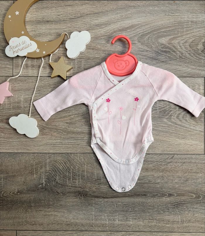 Bodie bébé fille rose et blanc Naissance
