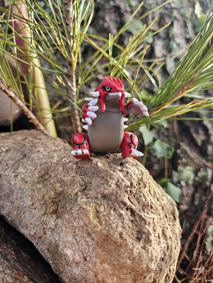 Super figurine Pokemon Nintendo tomy groudon