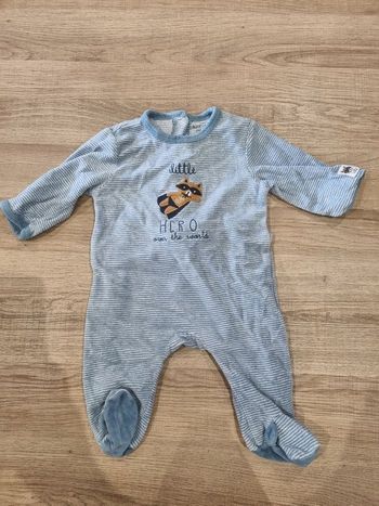 ​Pyjama Kiabi 3 Mois Petit Héro Raton Laveur Bleu Rayé Tres Bonne Etat