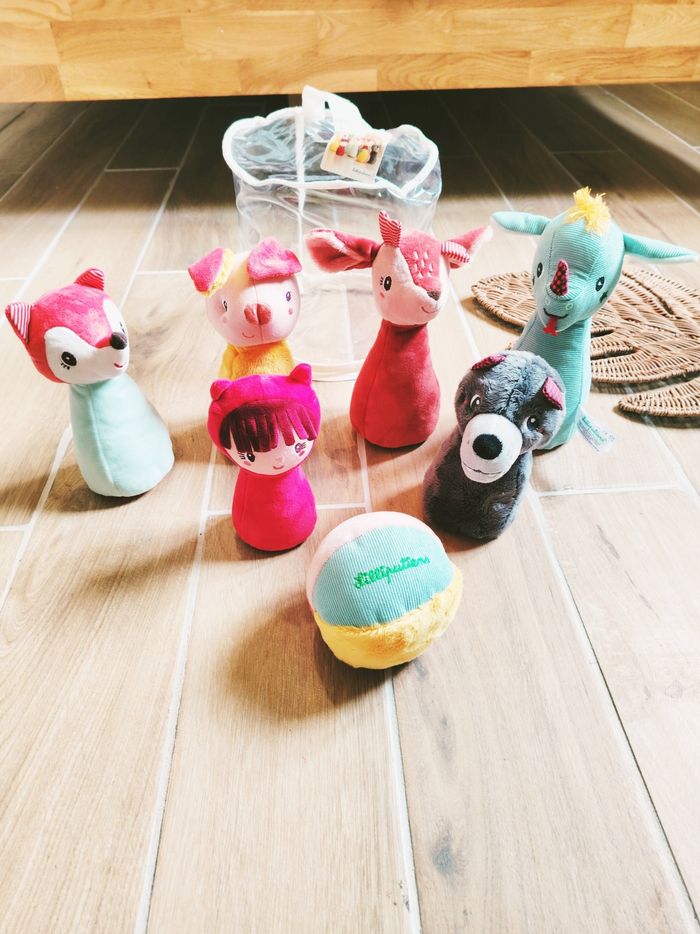 🐺Quilles animaux Le petit chaperon rouge en tissu/ peluche et balle marque Lilliputiens