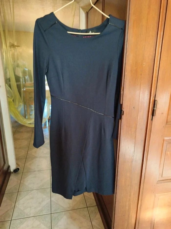 Robe droite bleue foncé col rond viscose S/36 - photo numéro 2