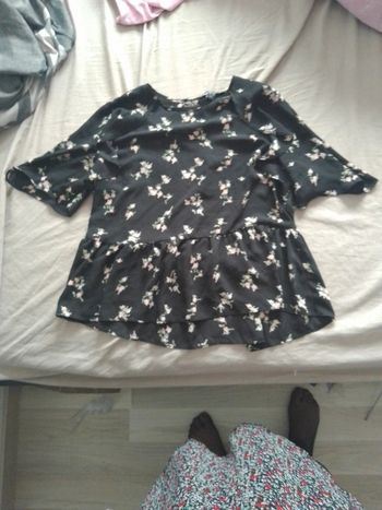 Blouse fleurie taille 40
