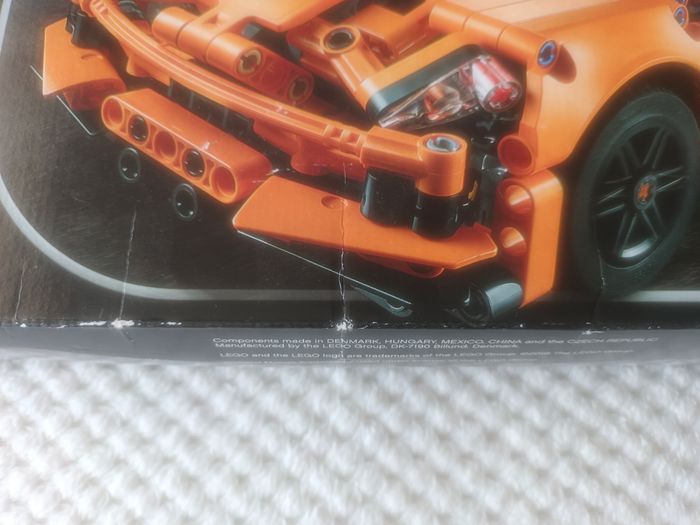 Légo Technic Chevrolet Corvette ZR1 - 42093 complet - photo numéro 4