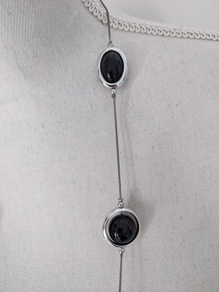 Collier sautoir noir et argent - photo numéro 2