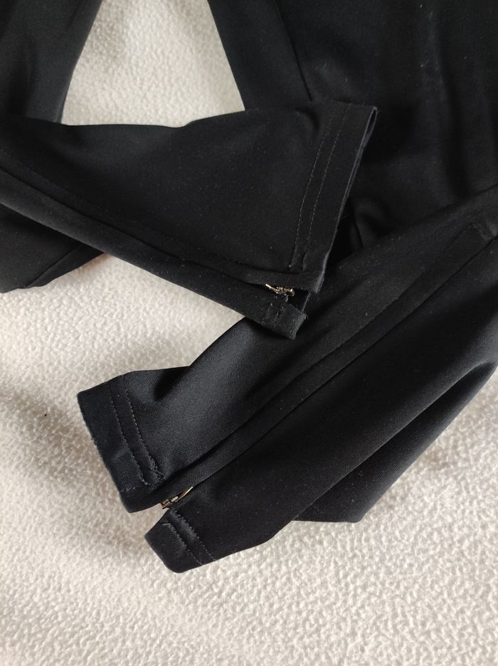 Jogging Nike DRI-FIT taille 10/11 ans - photo numéro 3