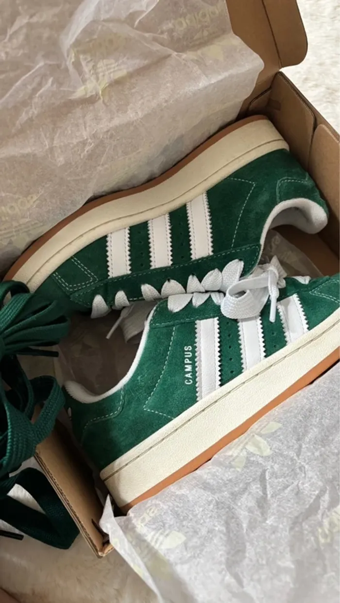 Adidas Campus 00s vertes comme neuves - photo numéro 12