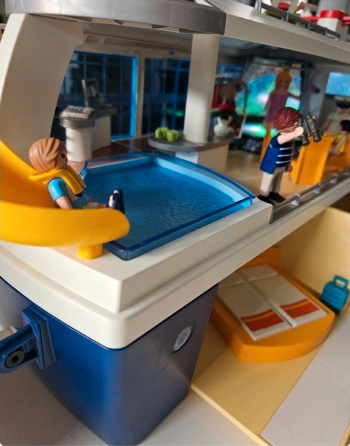 Playmobil Bateau de croisière + scène artiste + moteur - photo numéro 8
