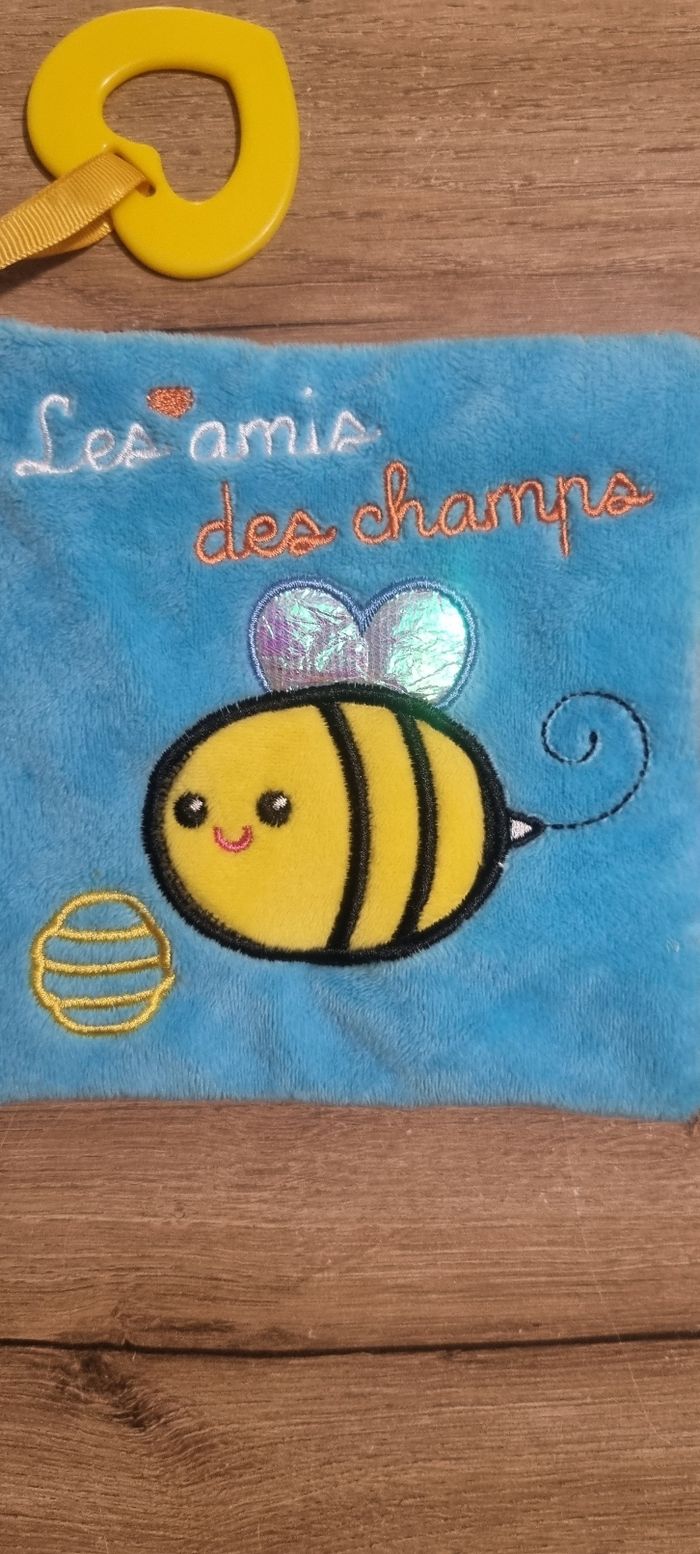 Livre d'éveil en tissus imagier - photo numéro 2