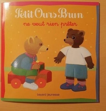Livre petit ours brun