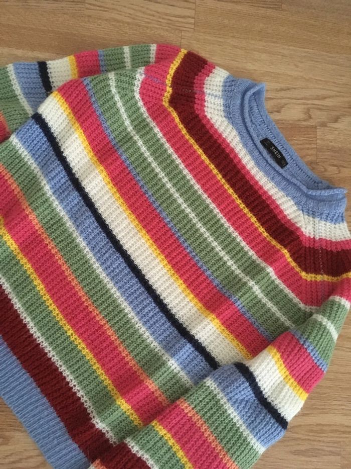 Pull (taille M). - photo numéro 2