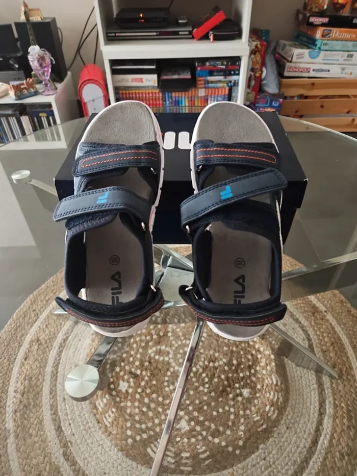 Chaussures d'été  garçon 35