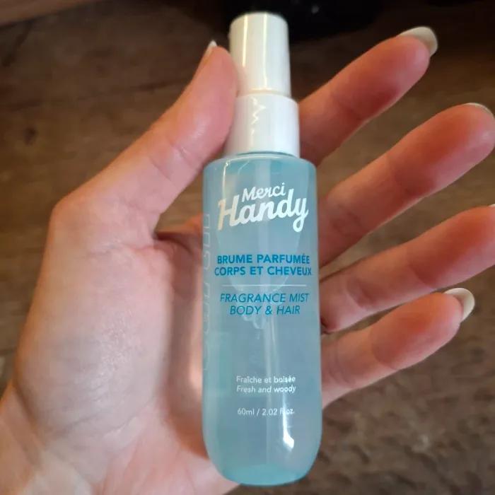 Brume parfumée corps et cheveux merci handy