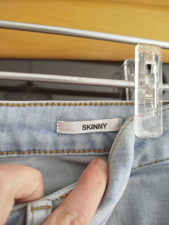 Jean skinny bleu clair bizzbee taille 36. - photo numéro 3