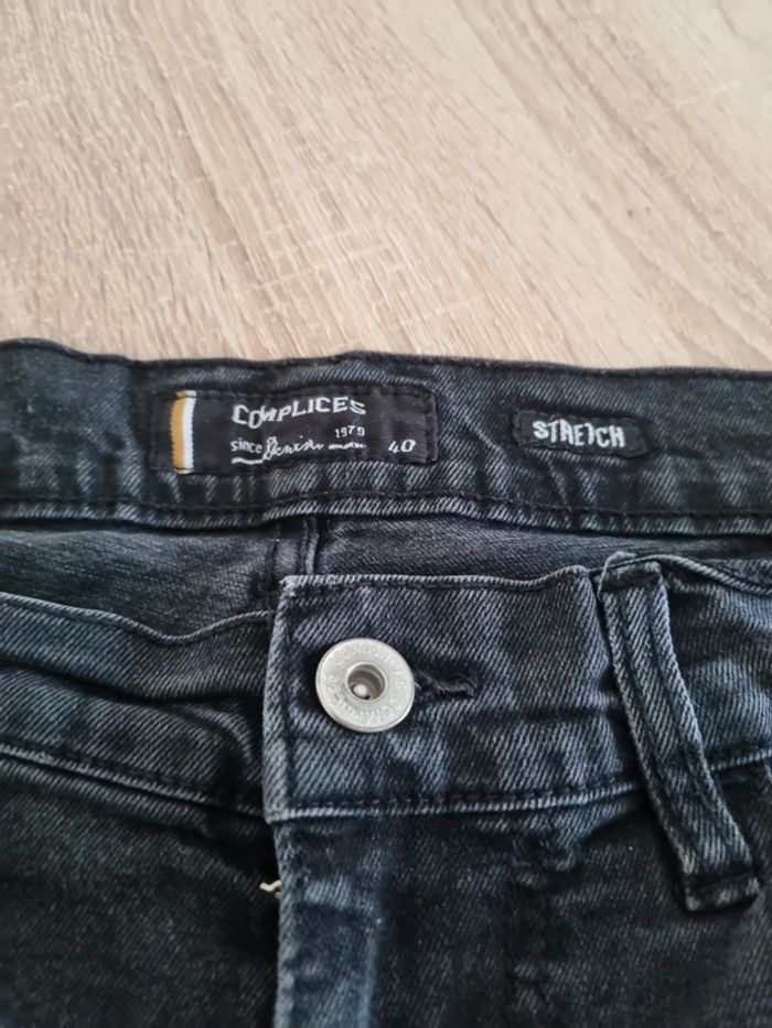 Short complice - photo numéro 3