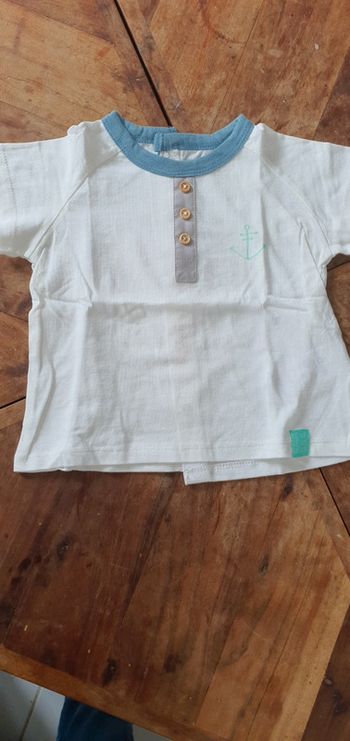 Tee-shirt, Vertbaudet, 18 mois, neuf.