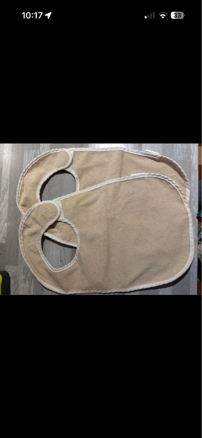 Lot bavoirs - photo numéro 3