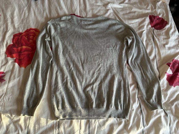 Pull gris Bershka - Taille M - photo numéro 2