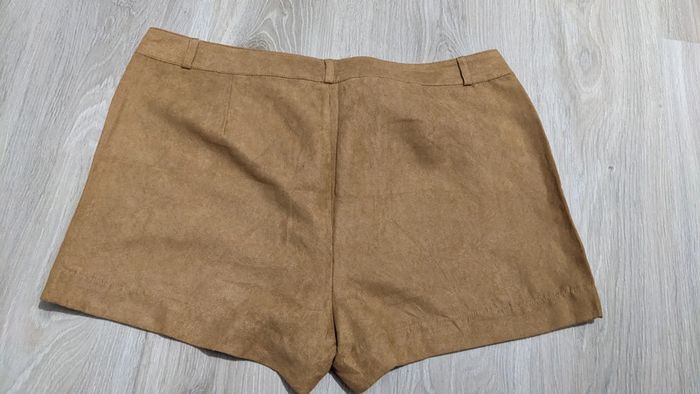 Short en suédine - photo numéro 4