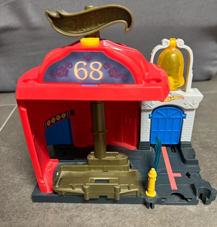 Caserne pompier Hot wheels
